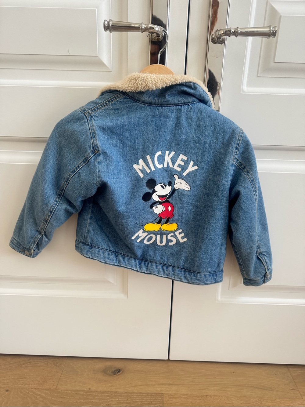 Zara Blue Denim Mickey Mouse Jacket with Sherpa Collar size 4-5t